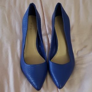 Electric Blue BCBG Heels SZ 9.5